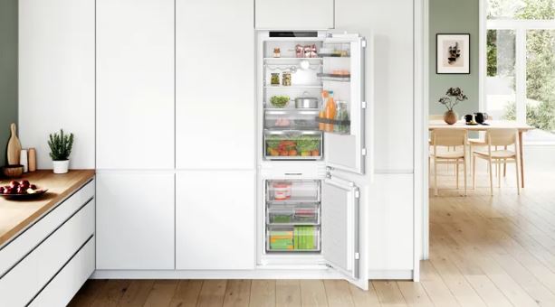 Serie 6 Frigorífico combinado integrable 177.2 x 55.8 cm bisagra plana con cierre suave KIN86ADD0  - BOSCH